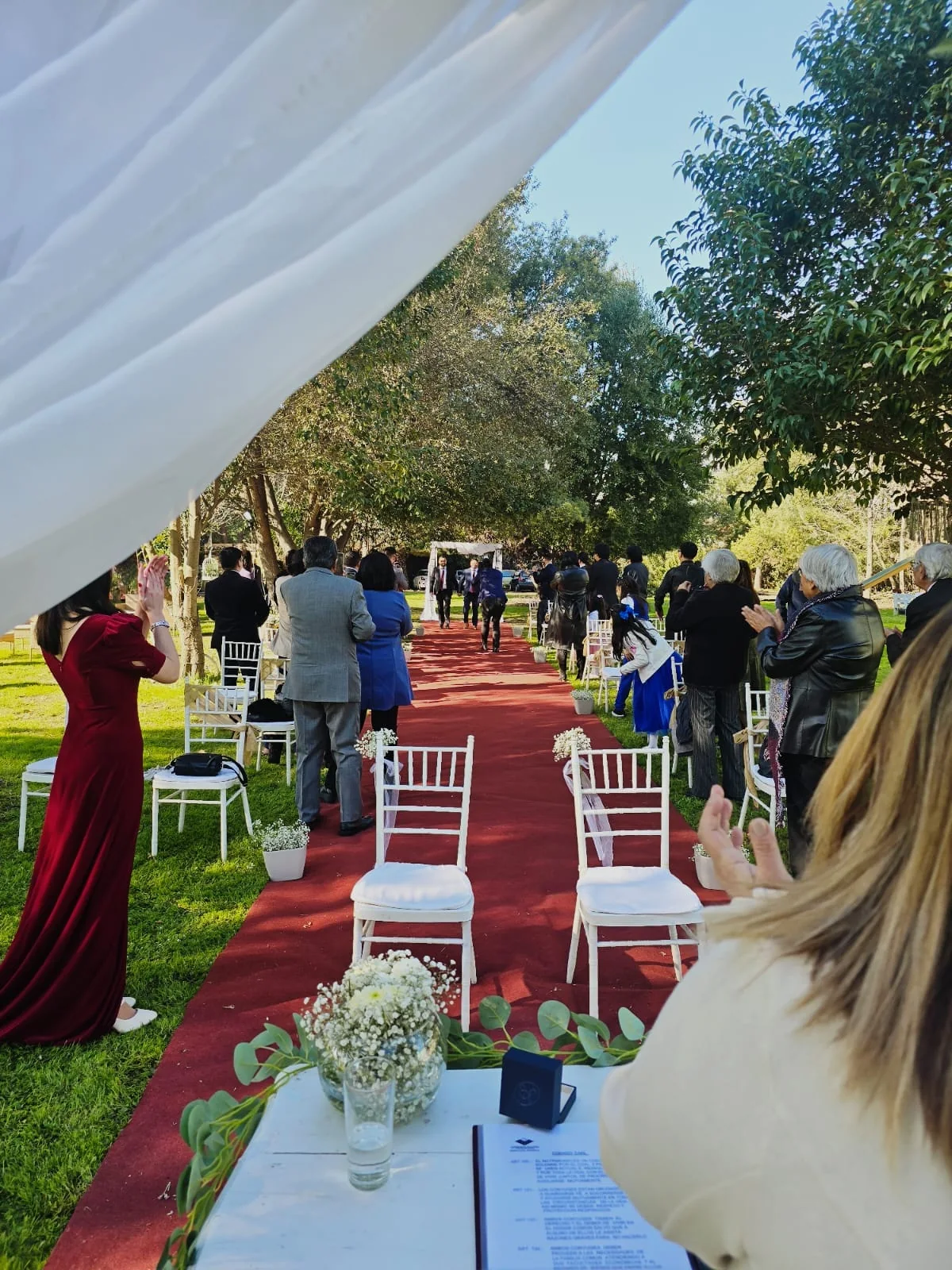Ceremonia de matrimonio en los jardines